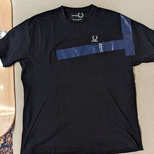 RAF SIMMONS x FRED PERRY TAPE DETAIL TEE EU 40